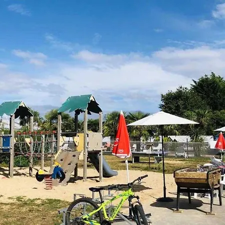 Kemping 3 Etoiles - Piscine - Eebebf *